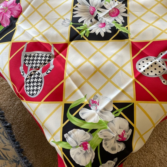 Scarf - Picture 3 of 3